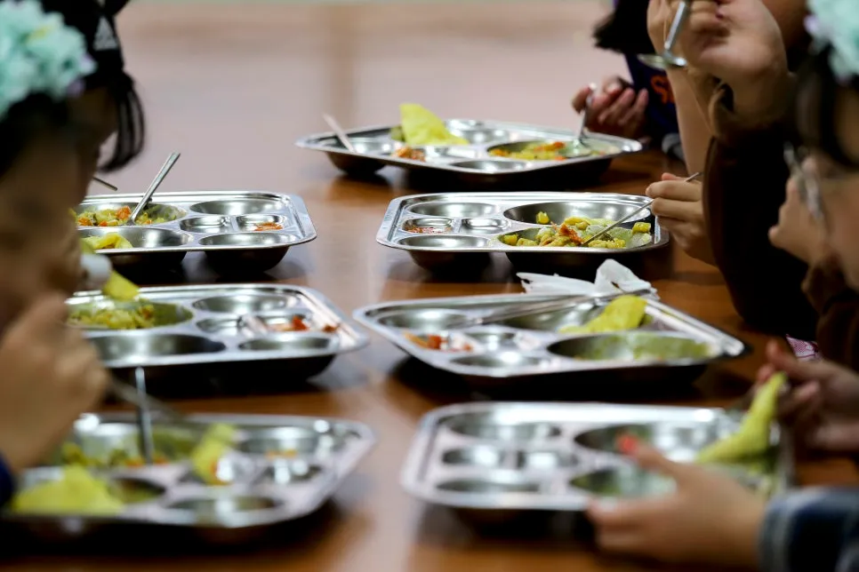 Required participants and timing for food hygiene education in Korea